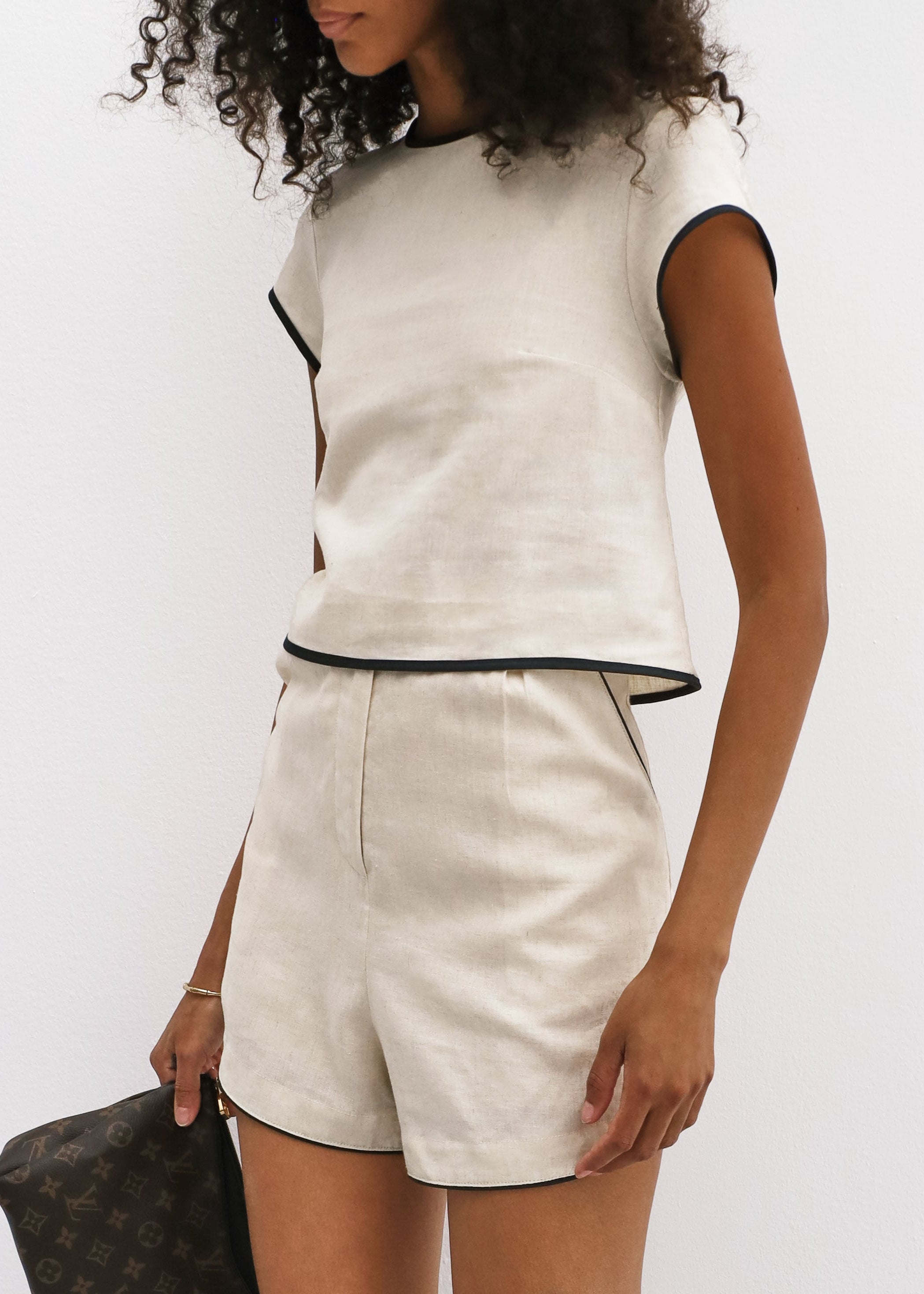 Juliana Day Shorts With Contrast Trim | Beige & Black