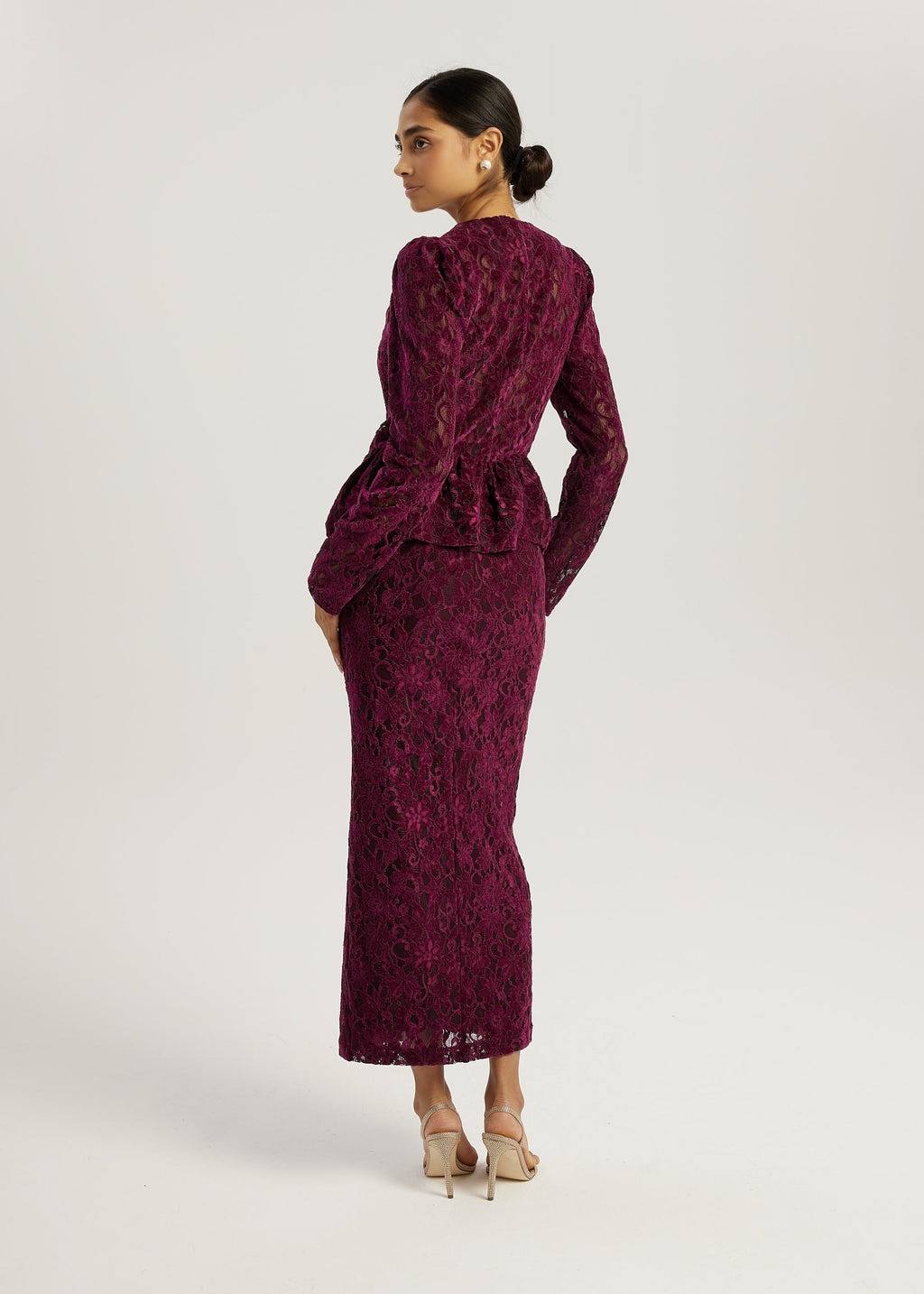 Daria Velvet & Lace Pencil Skirt | Plum