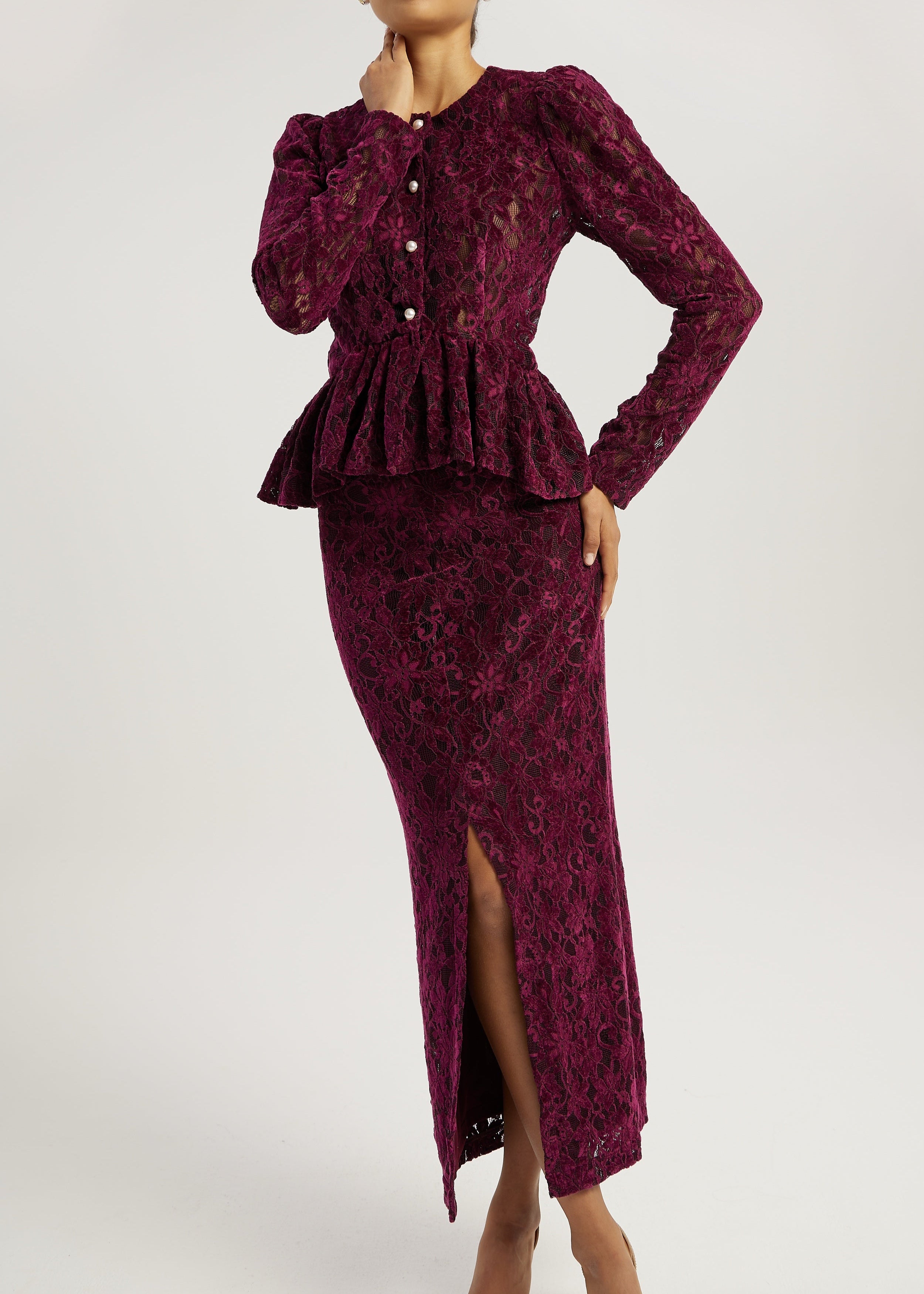 Daria Velvet & Lace Pencil Skirt | Plum