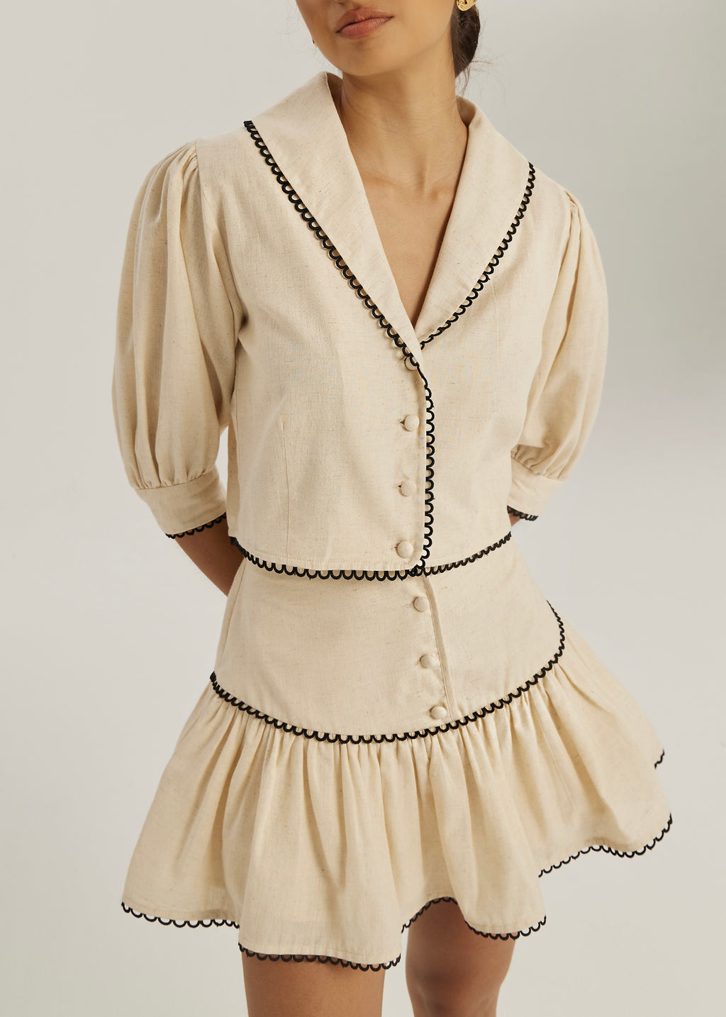 Fern Contrast Trim Linen Skort | Beige/Black