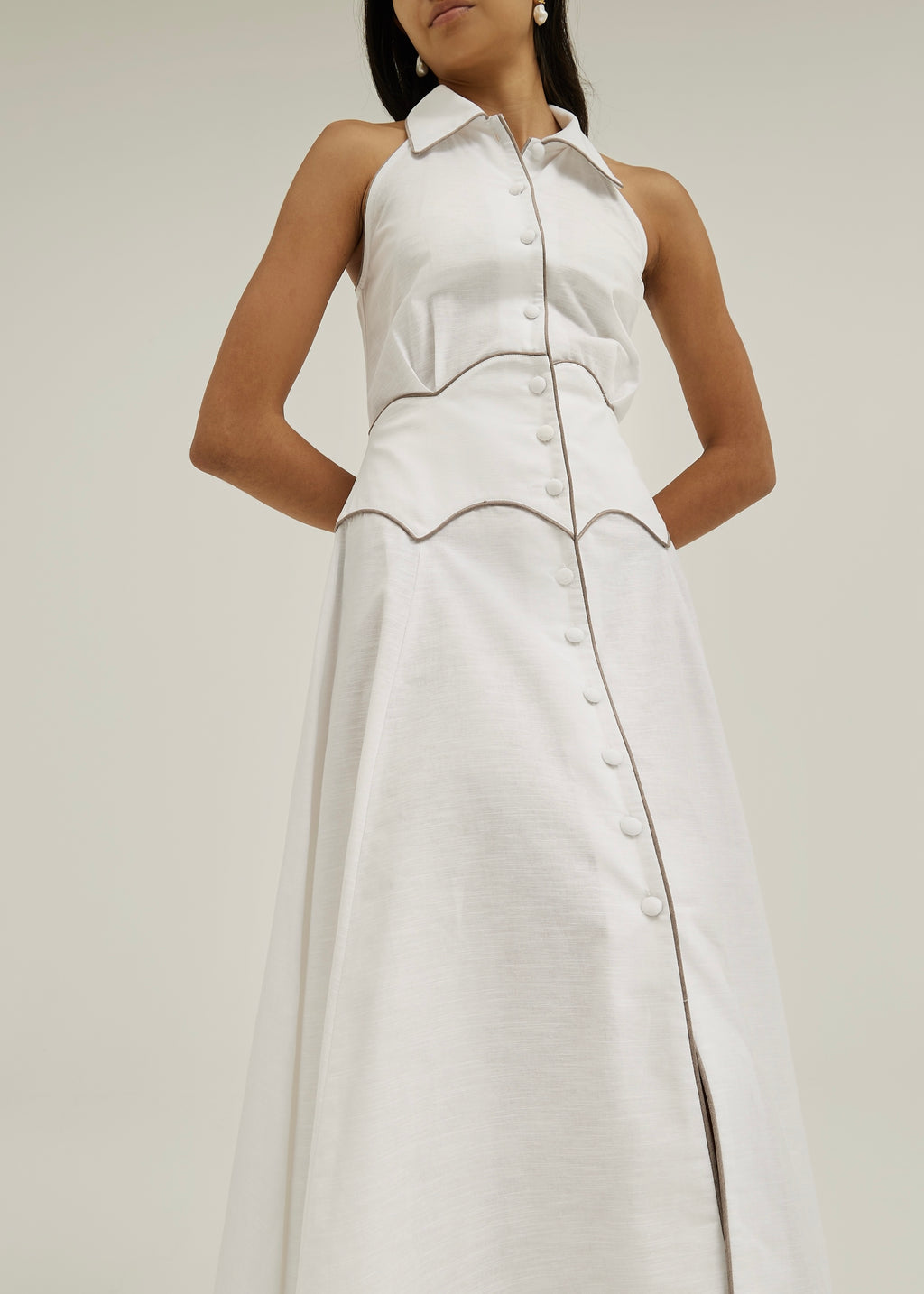 Kalila Contrast Icon Dress | White/Taupe
