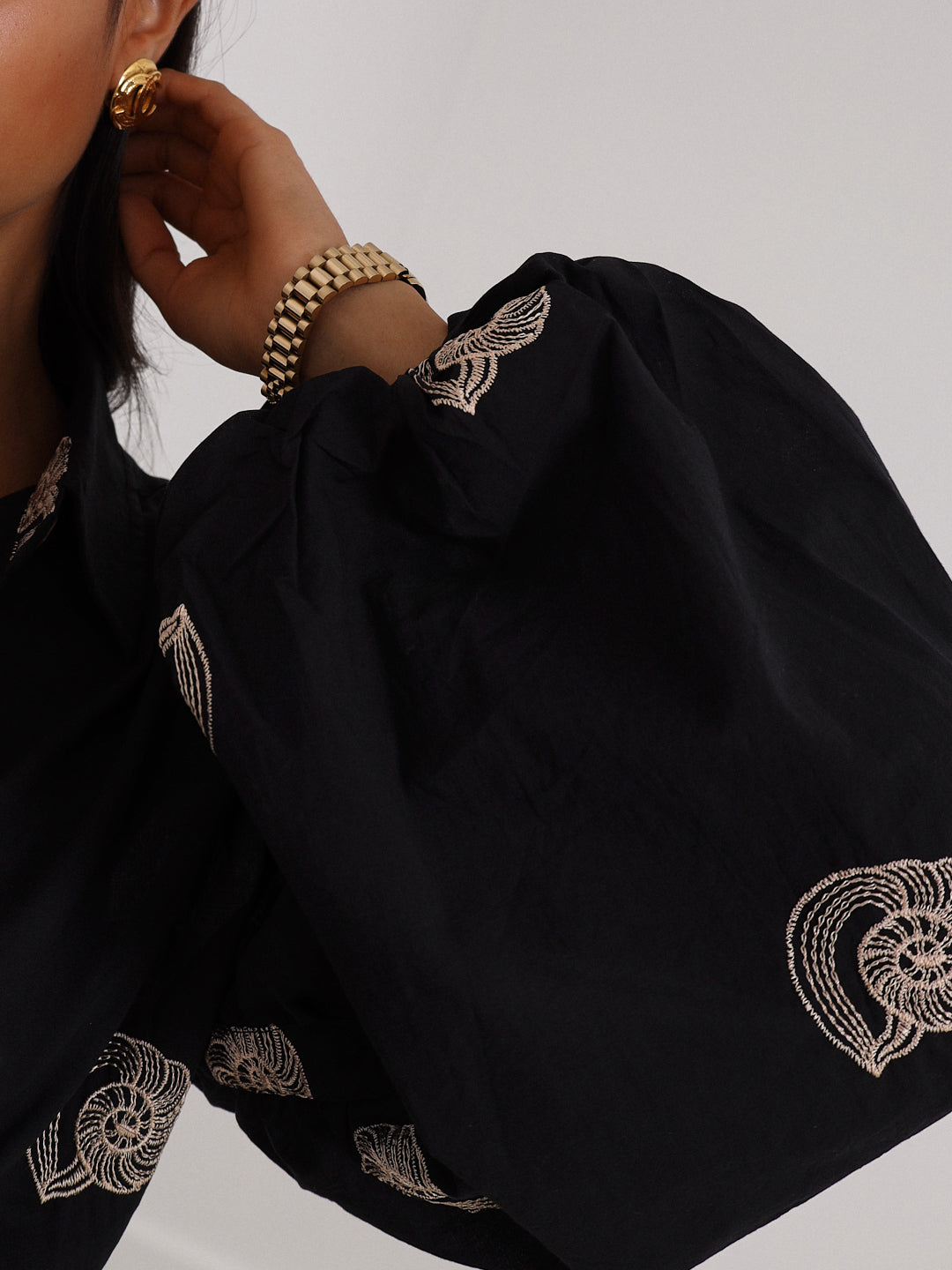 Avia Embroidered Cotton Shirt | Black