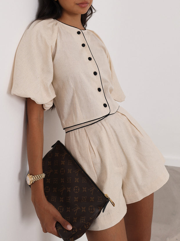 Ellena Contrast Volume Sleeve Top | Almond/Black