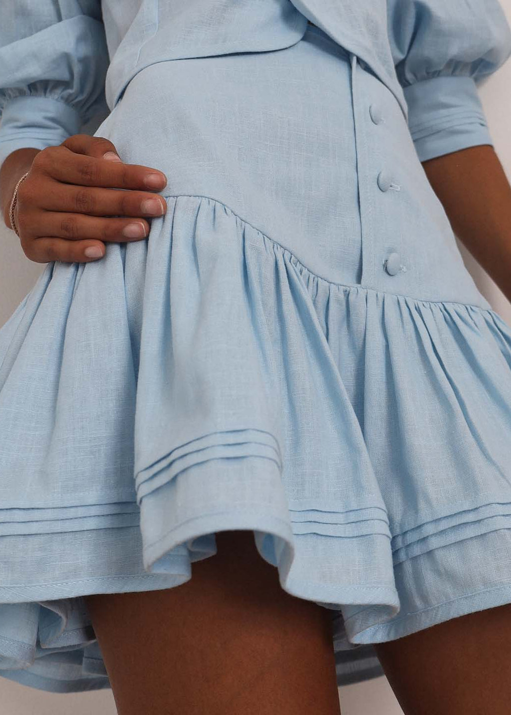 Laney Tiered Frill Linen Skort | Pastel Blue