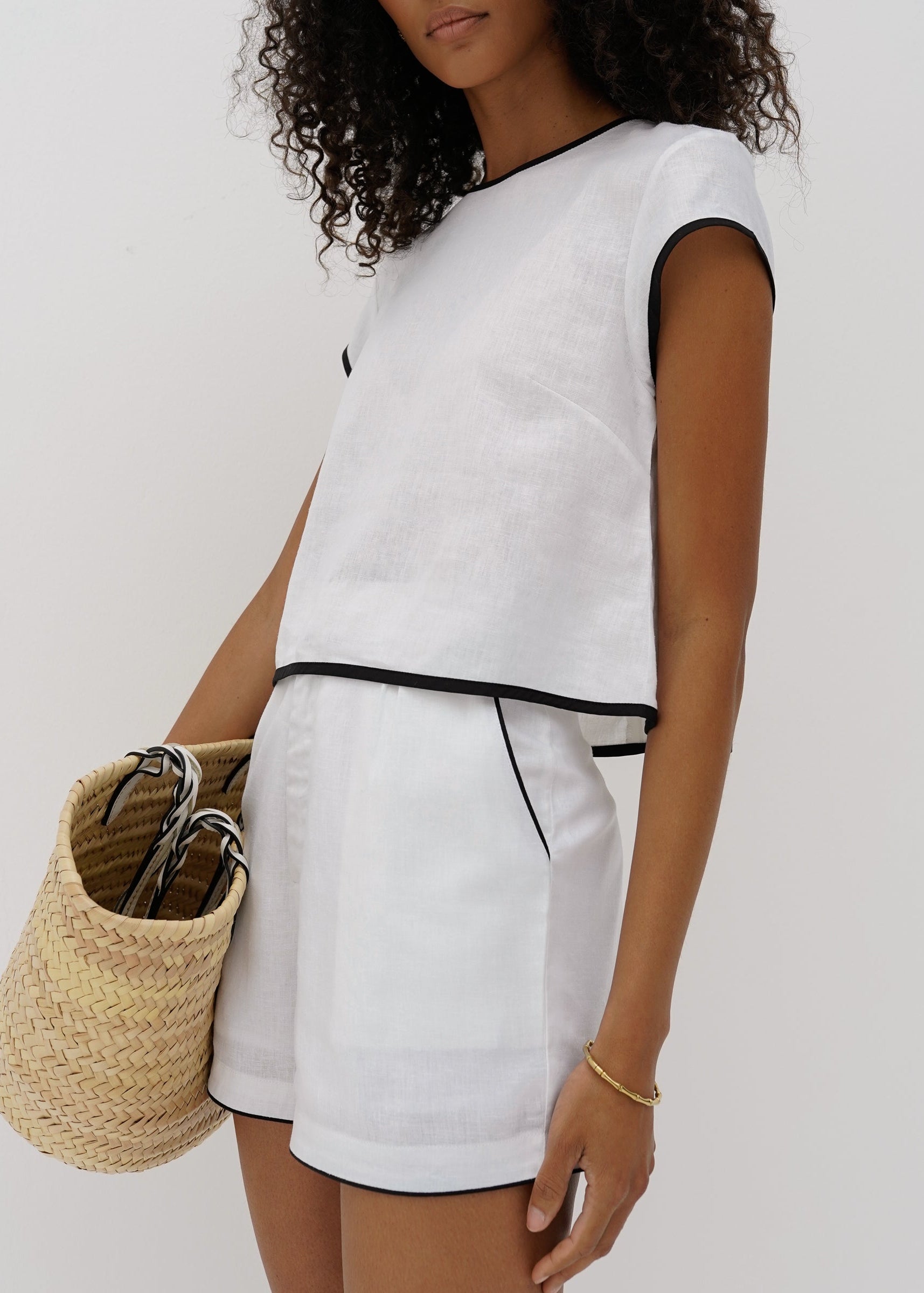 Juliana Contrast Trim Minimal Top | White & Black